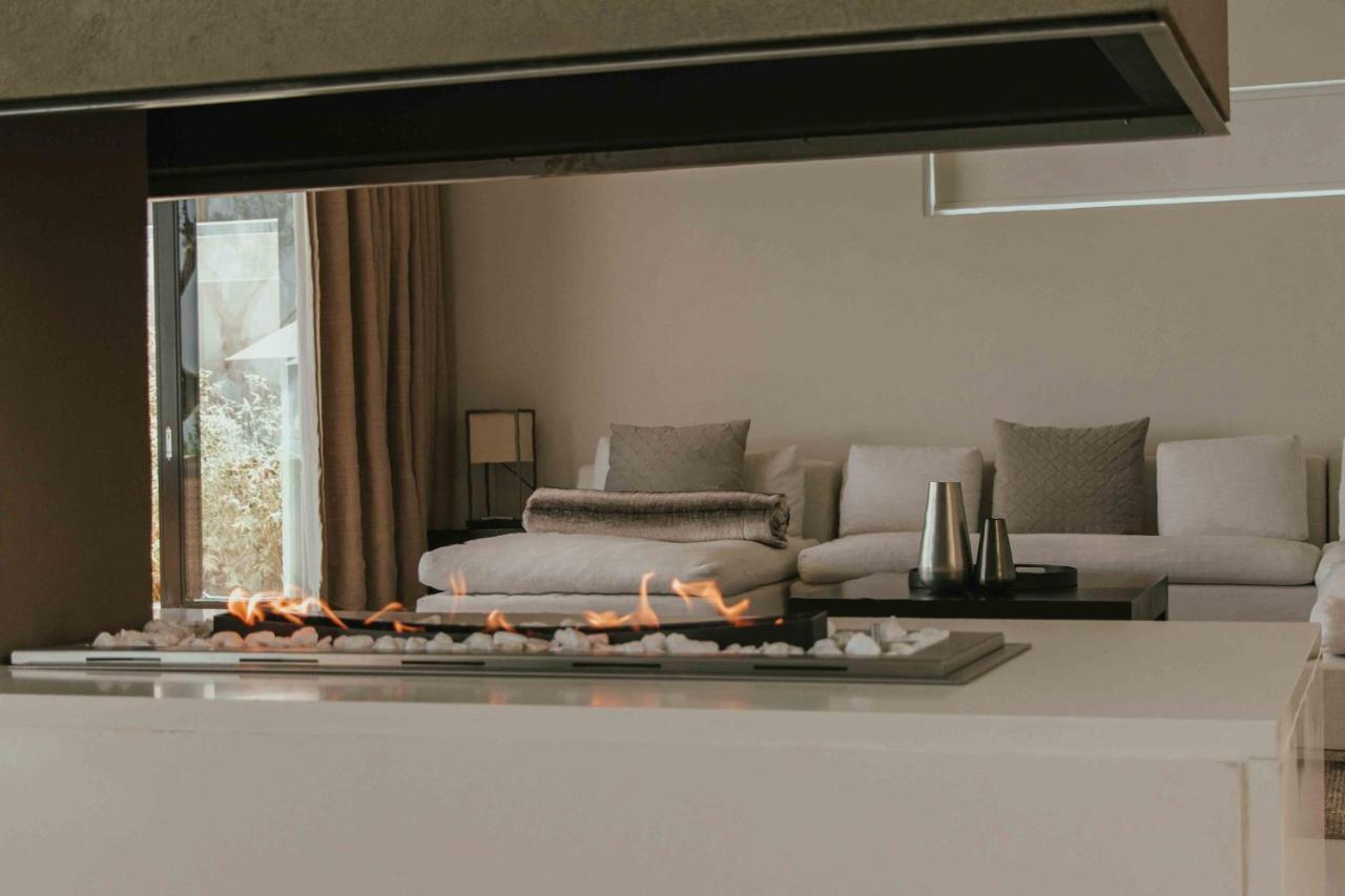 Serenity Villa 18 Ronald Rd Camps Bay كيب تاون المظهر الخارجي الصورة