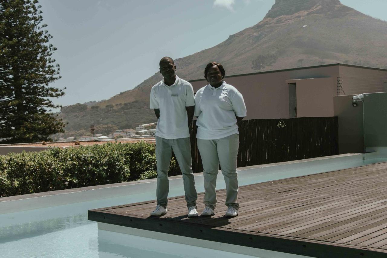 Serenity Villa 18 Ronald Rd Camps Bay كيب تاون المظهر الخارجي الصورة