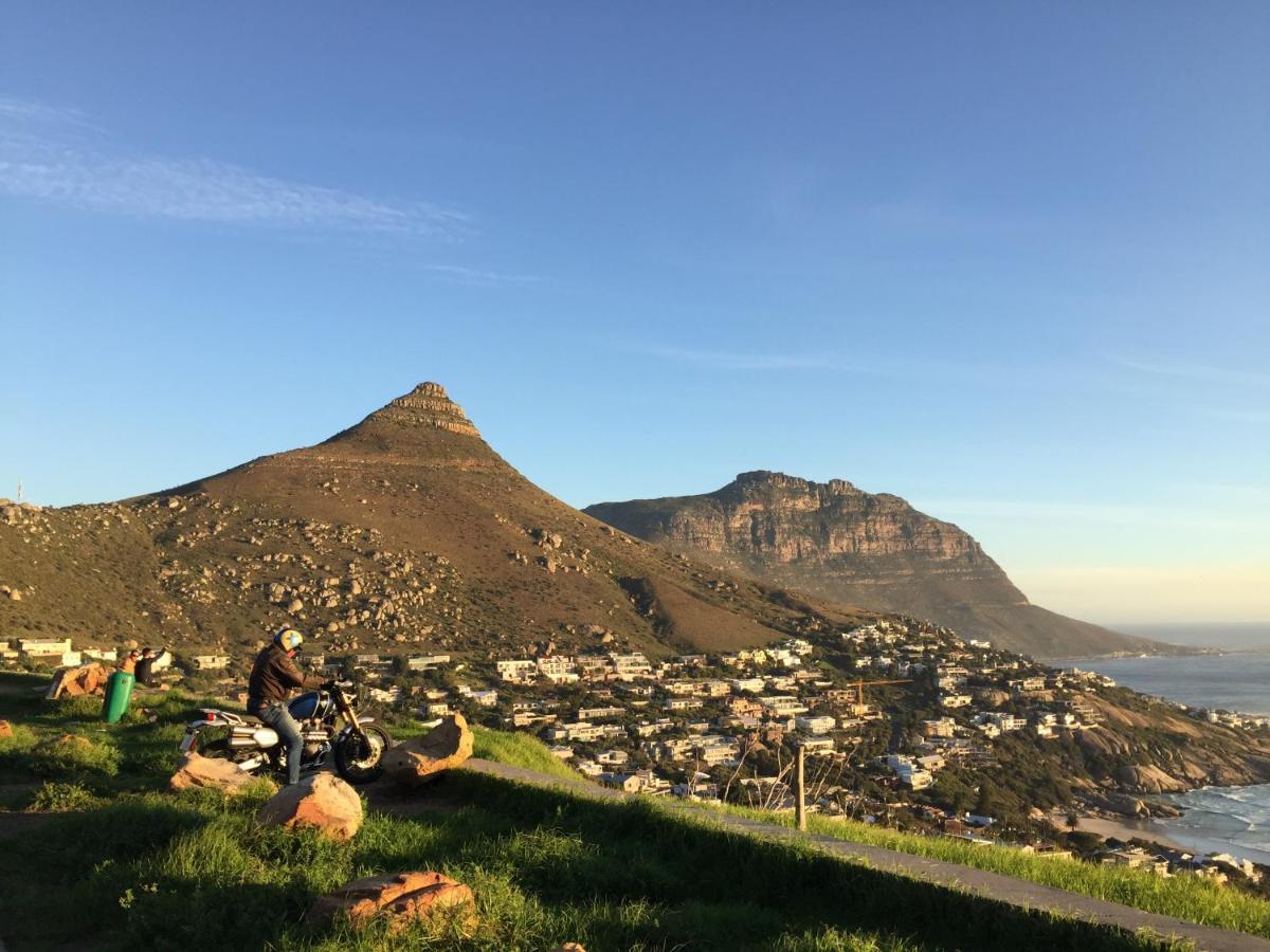 Serenity Villa 18 Ronald Rd Camps Bay كيب تاون المظهر الخارجي الصورة