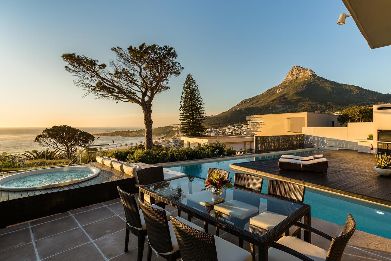 Serenity Villa 18 Ronald Rd Camps Bay كيب تاون المظهر الخارجي الصورة