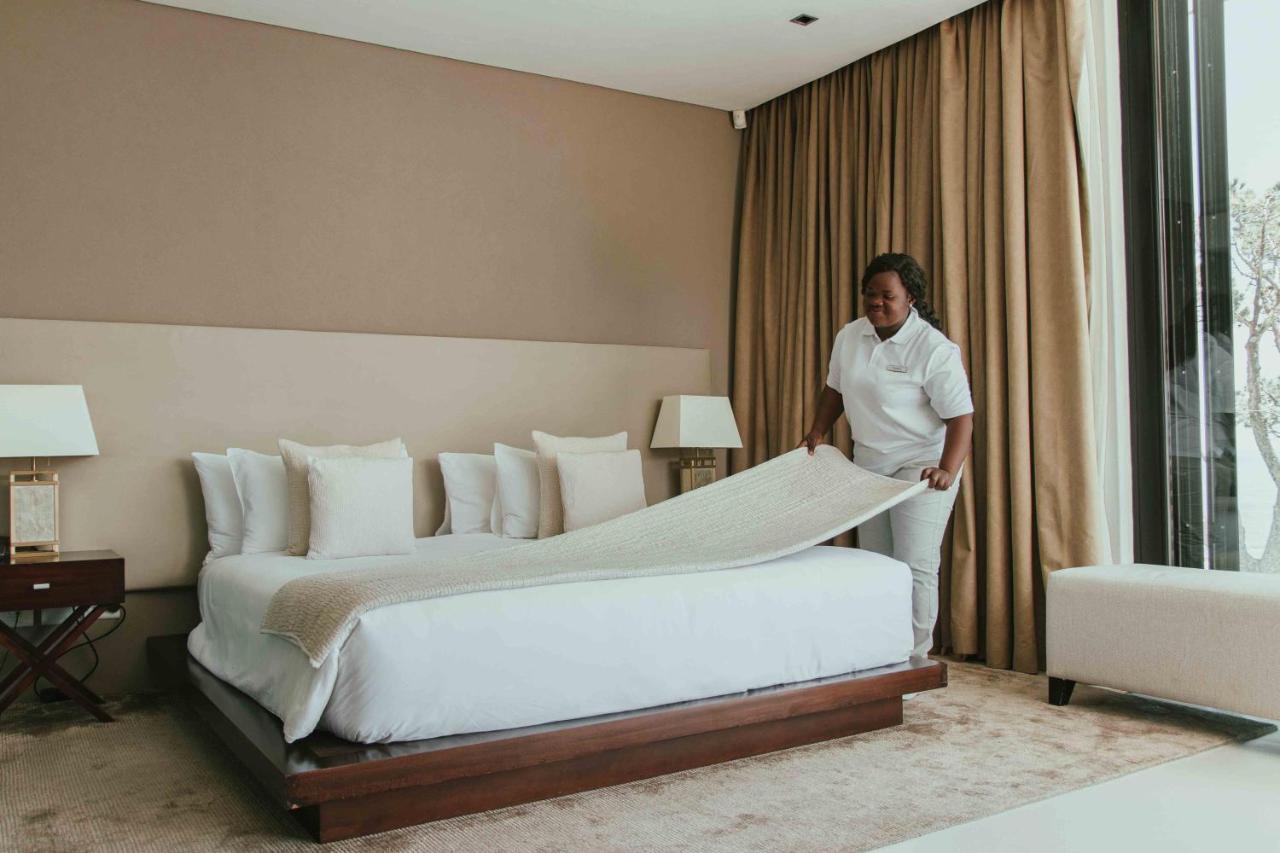 Serenity Villa 18 Ronald Rd Camps Bay كيب تاون المظهر الخارجي الصورة